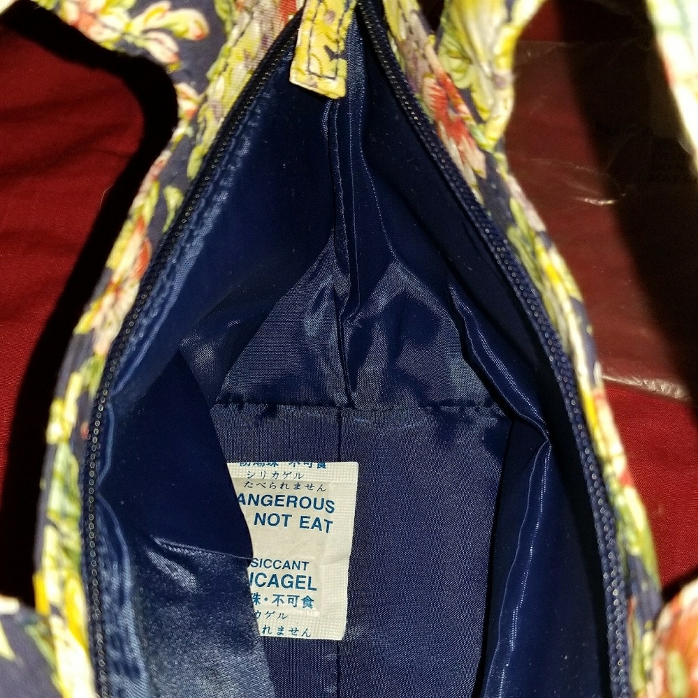 Small bag - Picture 2 of 2